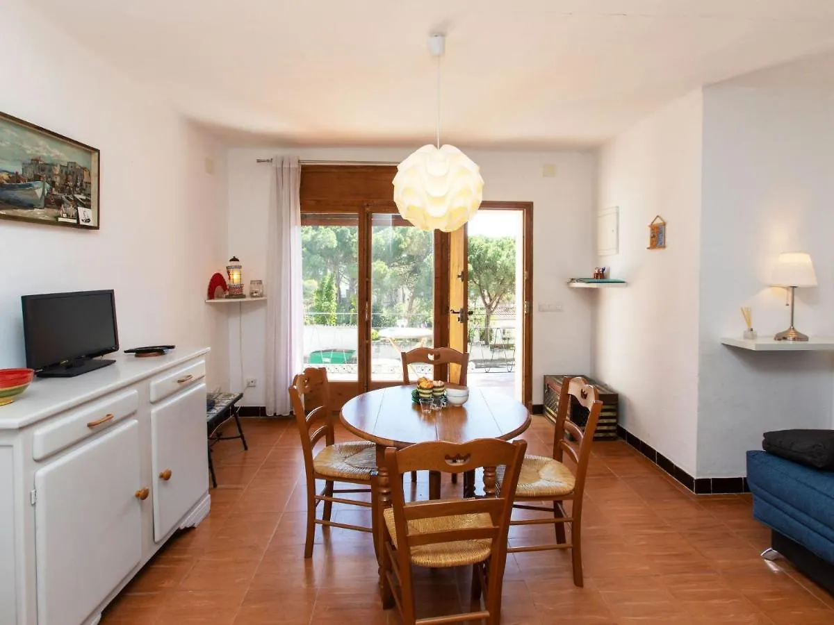Apartment Les Cigales By Interhome L'Escala 0*,