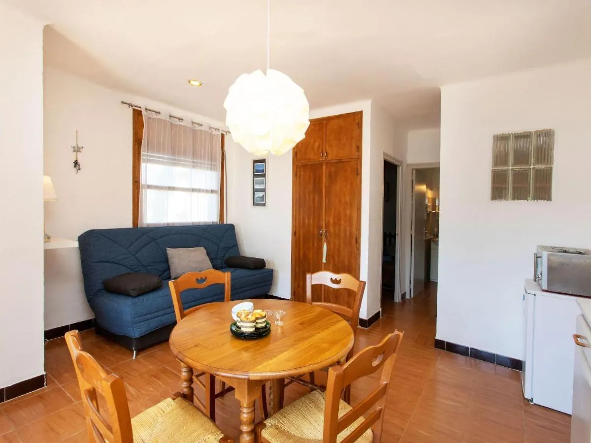 Apartment Les Cigales By Interhome L'Escala