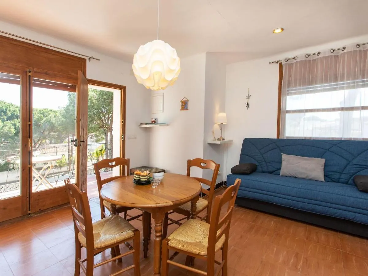 Apartment Les Cigales By Interhome L'Escala